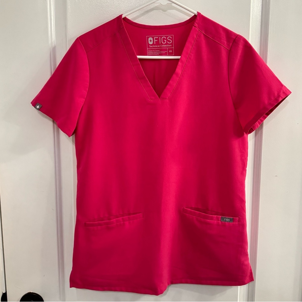 Figs Casma Three-Pocket Scrub Top Hot Pink Limited Edition XS